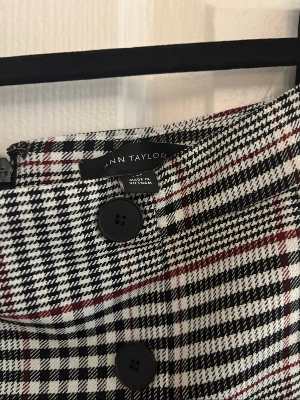 Ann Taylor Black & White Plaid Double-Button Skater Skirt - Picture 2 of 3